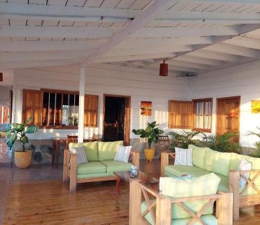Corn Island Cama Y Desayuno | Sunset Bay B&B