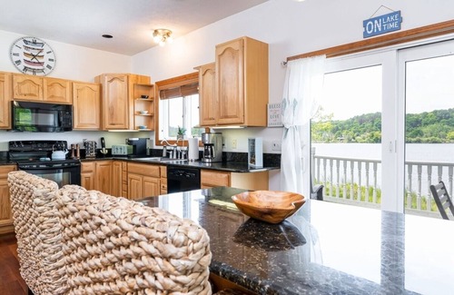 Frankfort Casa | Sunset Bay - Lakefront, Large, and Gorgeous with Kayaks Included!