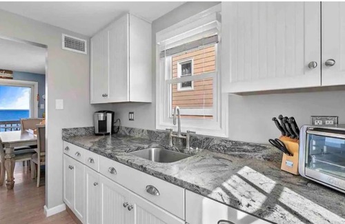 North Beach Haven Casa | Sunset Bay LBI lower unit
