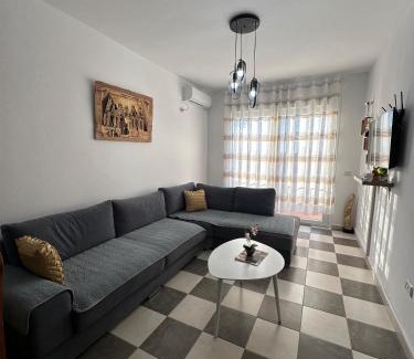 Shkembi i Kavajes Apartamento | Sunset Beach Apartment