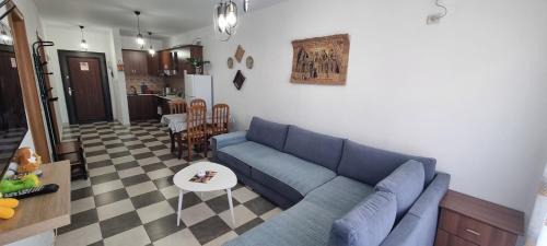 Shkembi i Kavajes Apartamento | Sunset Beach Apartment