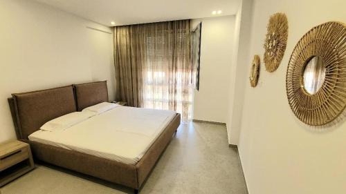 Ishem Apartamento | Sunset Bliss San Pietro Lalzi Bay