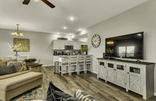 Branson West Apartamento | Sunset Bunker condo