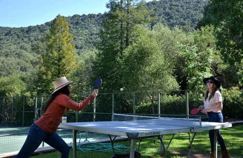 Carmel Valley Cabina | Sunset Cabin at Camp Carmel Valley with breakfast and activities!