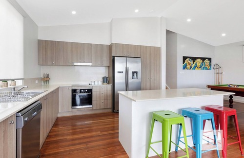 Mannering Park Casa | Sunset Central Coast - Lake, Kayaks & Jetty!