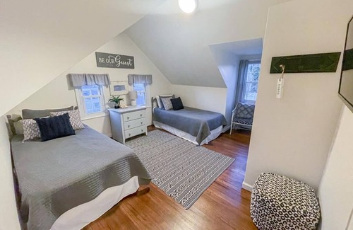 Del Haven Casa | Sunset Cottage Del Haven (3BR/1.5BA) Short Walk to the Bay!