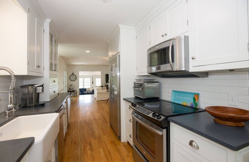 New London Casa | Sunset Cottage on Badin Lake, NC!