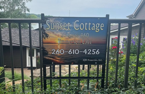 Lake James Casa | Sunset Cottage on Jimmerson Lake