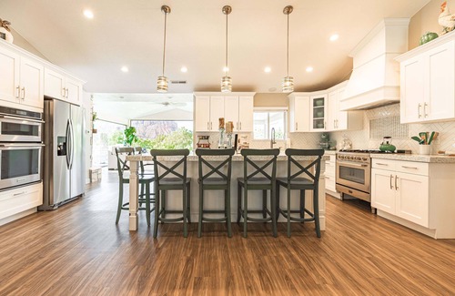 Hildale Casa | Sunset Cove at Zion Canyon ☼ 6BR 6BA Pool w/ Waterfall, Hot Tub, Sauna, Gym