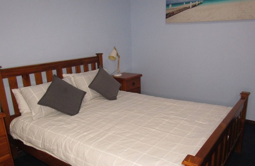 Para Wurlie Casa | Sunset Cove Beach House - Beautiful sea views, opposite Magazine Bay!