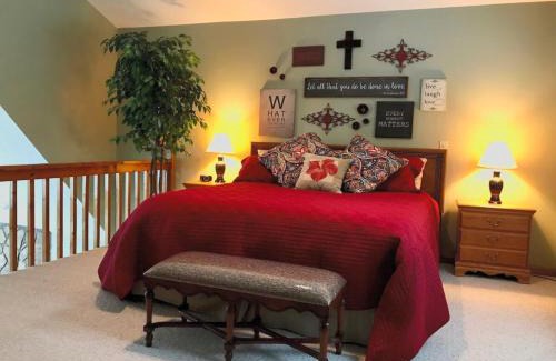 La Follette Casa | Sunset Dreams-Norris Lake