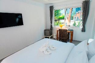 Klong Son Villa | Sunset Emily Villas & Rooms