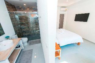 Klong Son Villa | Sunset Emily Villas & Rooms