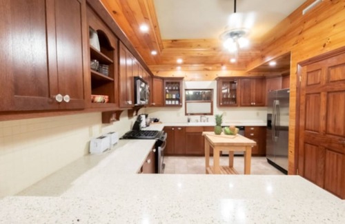 Northwest Point Condominio | Sunset Galore at Lighthouse Point ~ 2-bedroom condo