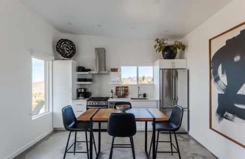 Joshua Tree Highlands Casa | Sunset Heights By Homestead Modern