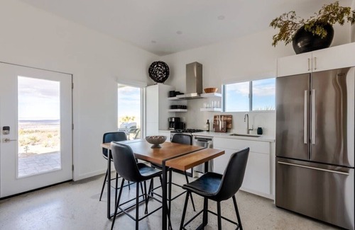 Joshua Tree Highlands Casa | Sunset Heights By Homestead Modern