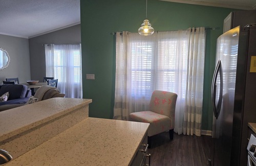 Garden City Cabaña | Sunset Hideaway! Charming 2 bedroom cottage with pool in amazing Murrells Inlet