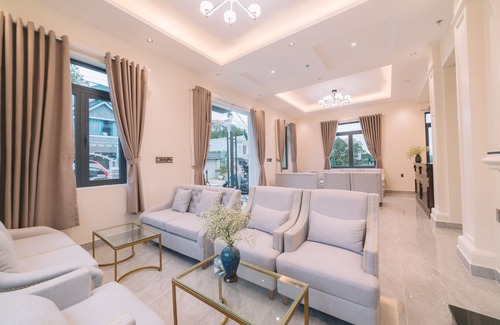 Phuong Hotel | Sunset Hill Hotel