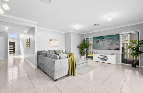 Pelican Waters Casa | Sunset House at Pelican Waters
