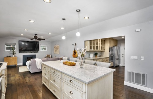 Newcastle Casa | Sunset House - Pool, Hot Tub, Game Room & Fire Pit