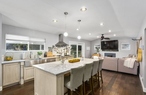 Newcastle Casa | Sunset House - Pool, Hot Tub, Game Room & Fire Pit