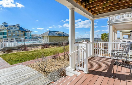 Sunset Island Casa | Sunset Island - Beachside Mews 1 & 2