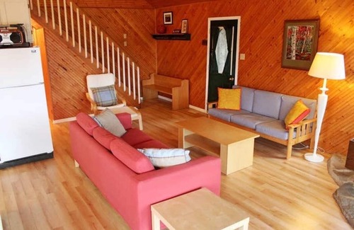Northern Bruce Peninsula Cabaña | ★ Sunset Lakehouse | Tiempo limitado Sin cargo Bañera de hidromasaje | Frente al mar | Wifi | Kayaks ★