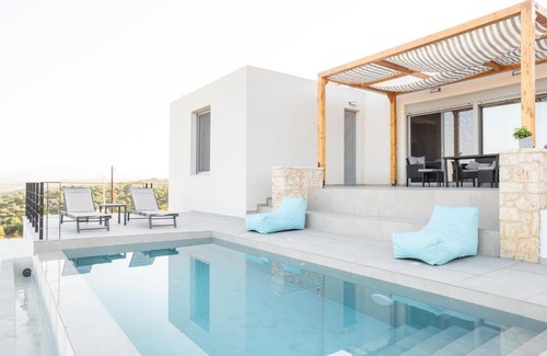 Pylos-Nestoras Casa | Sunset Luxury Villa