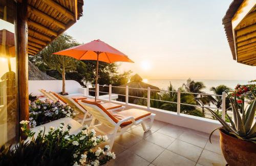 Las Pocitas Hotel | Sunset Mancora