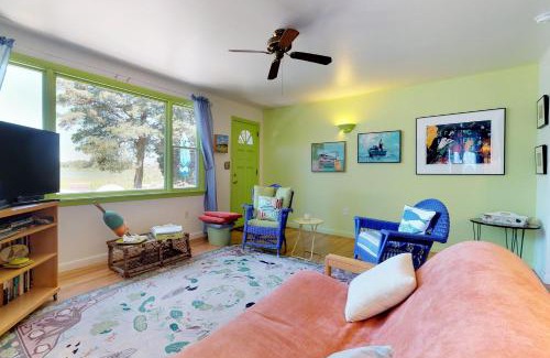Oak Bluffs Casa | Sunset Meadows