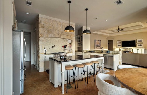 Georgetown Casa | Sunset Oasis | Resort-Style Retreat w/Pool & Spa