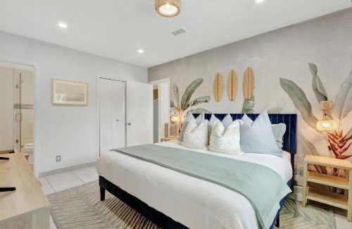 Garden Isles Casa | Sunset Oasis with Movie Theatre, Heated Pool & Game Room