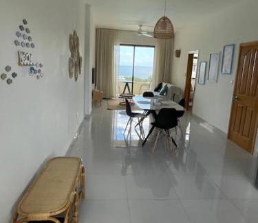 Flic-en-Flac Apartamento | Sunset Ocean View Apartment