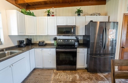 Crystal Beach Casa | Sunset On The Beach 2 Bedroom Home by RedAwning