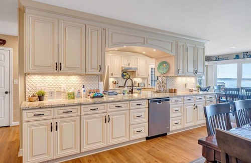 Huddleston Casa | Sunset Paradise: A Private Retreat. Come Relax, Refresh & Renew!