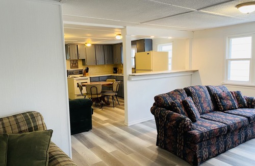 Sauble Beach Apartamento | Sunset Paradise - Next to the beach with an amazing view!