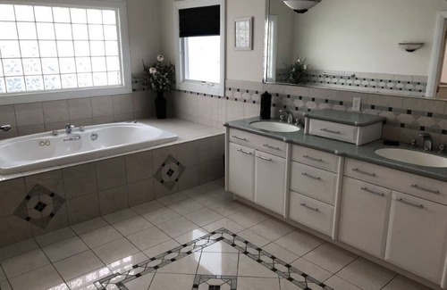 Seaside Heights Casa | Sunset Paradise on the Bay w/Pool & Roof Top Views