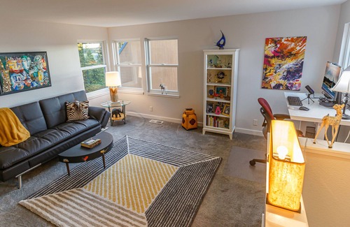 Des Moines Casa | Sunset Paradise With Amazing Ocean View only 30 mins. South of Downtown Seattle!