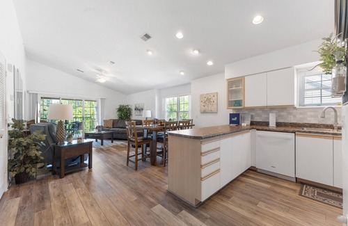 Branson Condominio | Sunset Penthouse 2 Bedroom Condo by RedAwning
