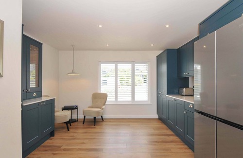 Polzeath Cabaña | SUNSET, pet friendly, with a garden in Polzeath