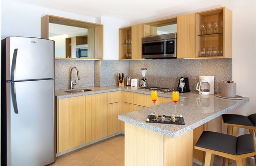 Las Glorias Complejo | Sunset Plaza Beach Resort & Spa Pto Vallarta All Inclusive