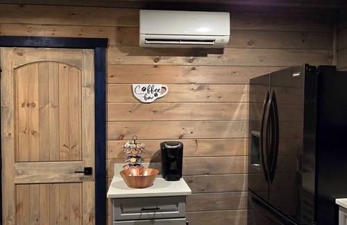 White Pine Cabina | Sunset Pointe Douglas Lake Cabin