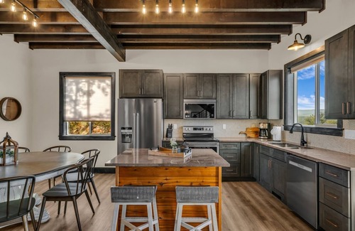 Orderville Cabina | Sunset Pointe| Modern Comfort| Epic Views| Zion
