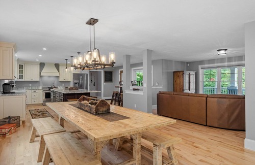 Gilford Casa | Sunset Retreat at Dockham Shore