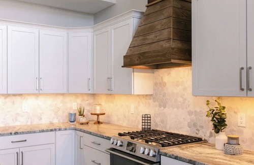 Butte Des Morts Casa | Sunset Retreat EAA home