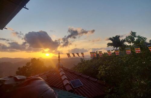 Kandy Casa | Sunset retreat guest house
