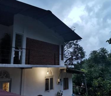 Kandy Casa | Sunset retreat guest house