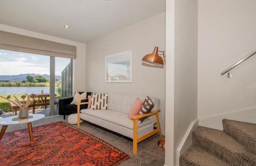 Matarangi Casa | Sunset Retreat - Matarangi Holiday Home