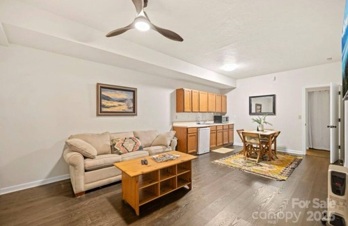 Lake Toxaway Cabina | Sunset Ridge – incredible Mountain Views, Hot Tub, Fire Pit & Pool Table”