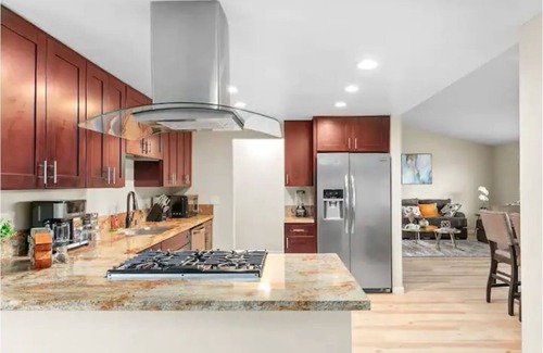 La Presa Casa | Sunset San Diego (Heated Pool House/Spa/LakeViews)